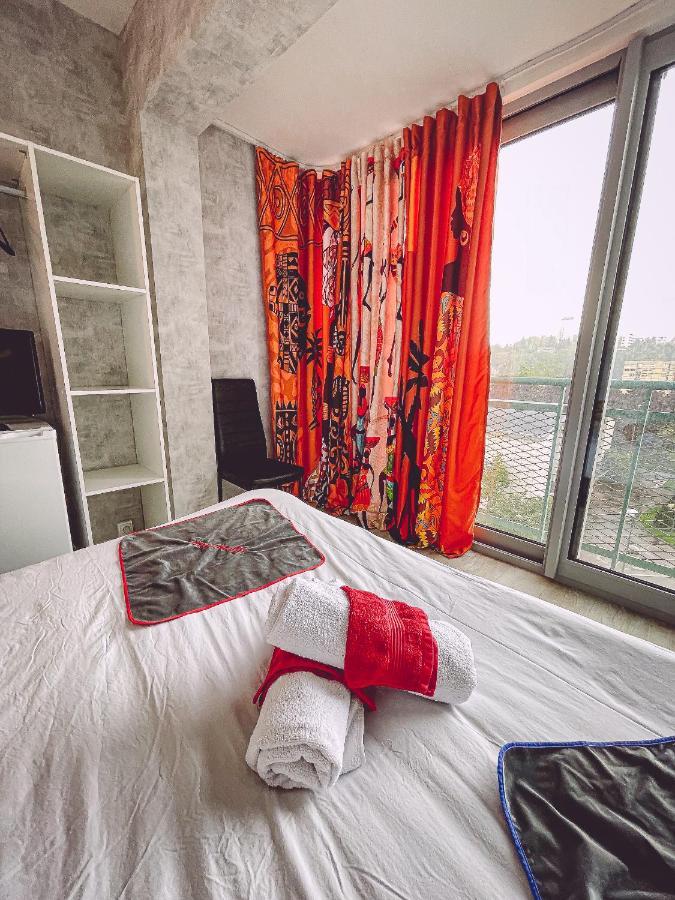 Tassigny Gare By Carl-Emilie Apartment Epinal Luaran gambar